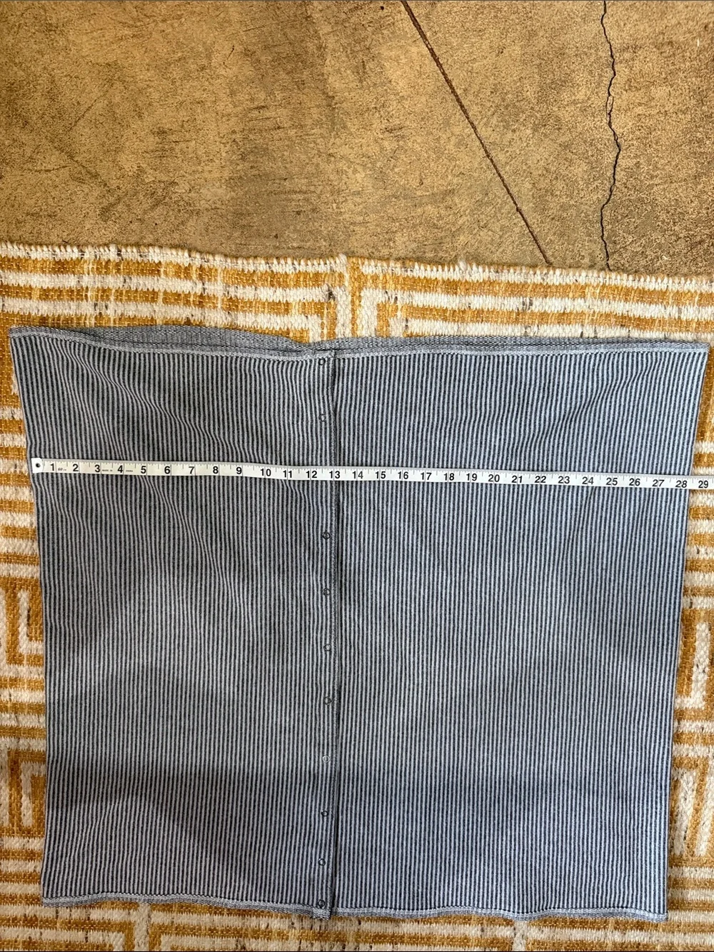 Lululemon Gray & White Striped Vinyasa Convertible Yoga Wrap Scarf